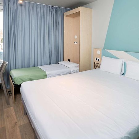 Ibis Budget Lyon Caluire Cité Internationale Exterior foto